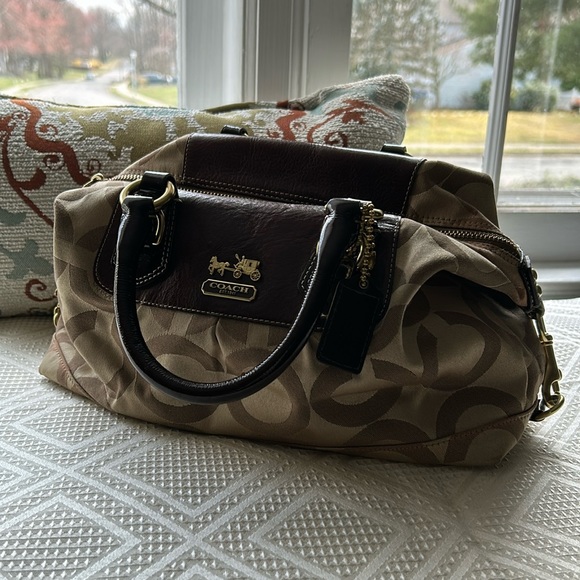 Coach Handbags - Coach Handbag